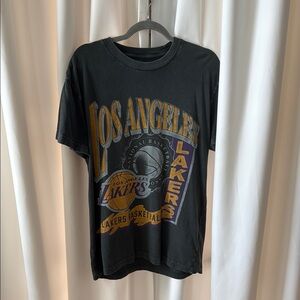 Los Angeles Lakers Graphic T-Shirt